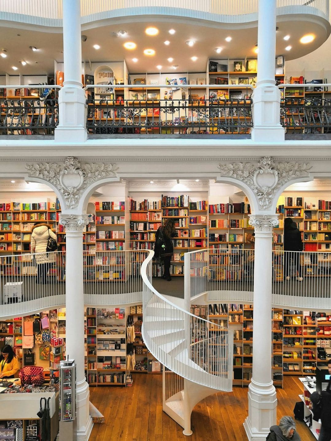 Bücherhafen 14