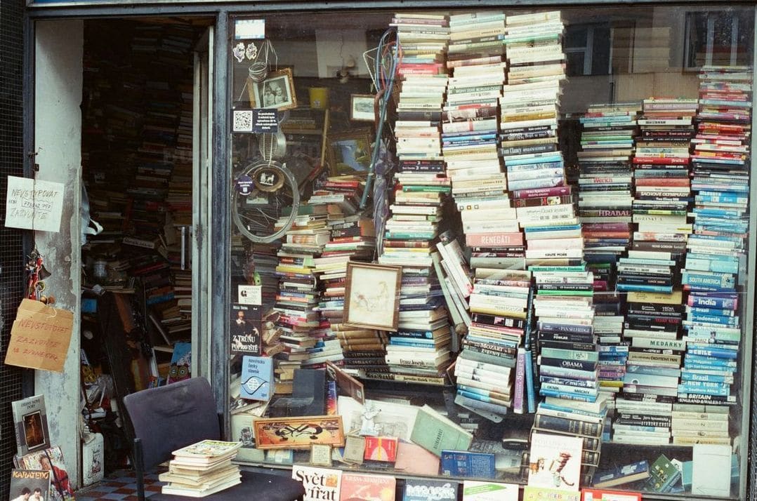 Veranstaltungen wie Lesungen und Autorenabende
